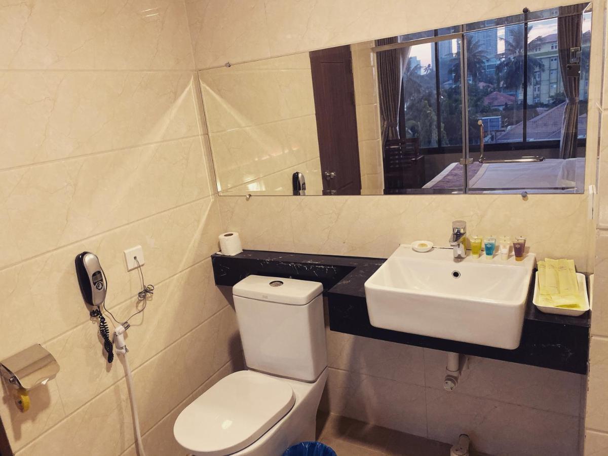My Dream Hotel Yangon Exterior photo